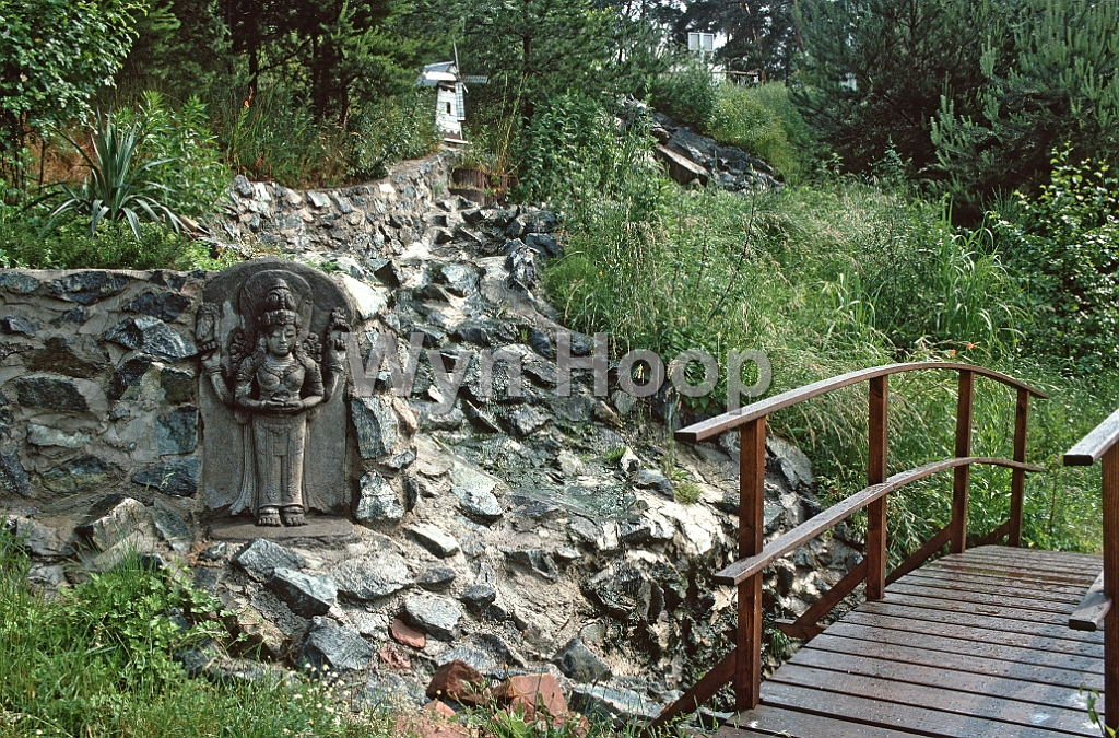 Main Erlenbacher Wassersportclub km 107,35.jpg - Auf dem Gelände ders Erlenbacher Wassersportclubs, Main-km 107,35